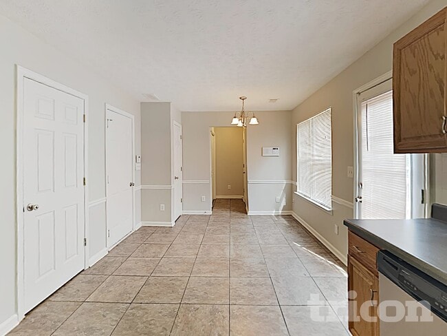 Building Photo - 4177 Shoreside Cir SW