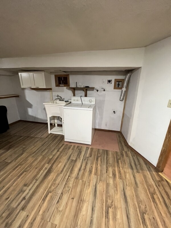 Building Photo - 1345 N 76th St