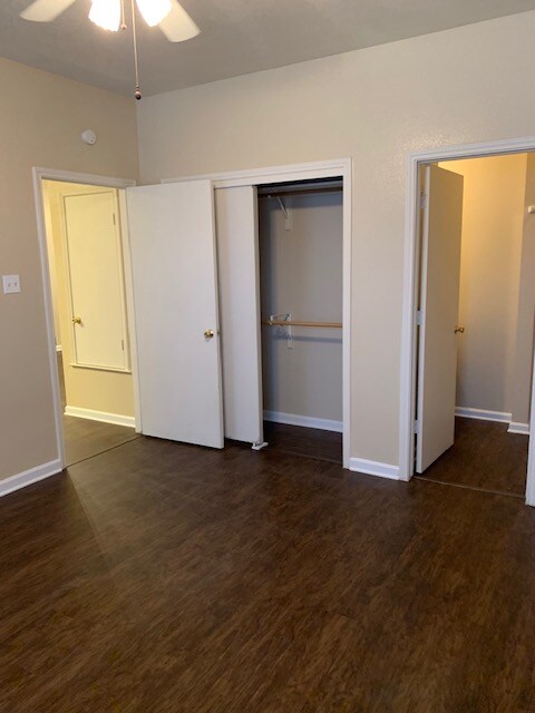 Building Photo - 3003 Whisper Oaks Ln