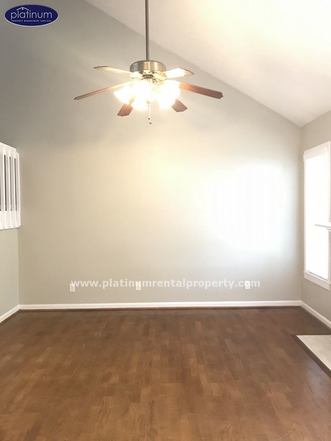 Building Photo - 1523 Planters Ridge Ln