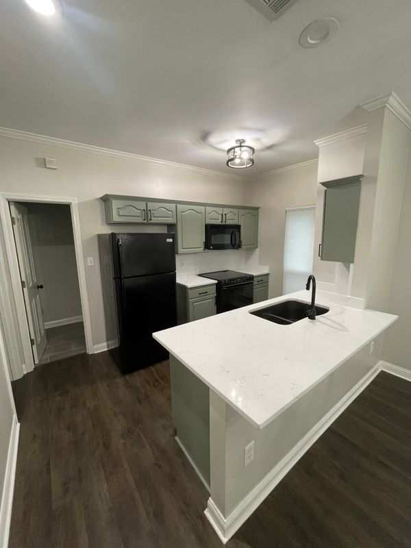 Building Photo - 39 Houmas Pl
