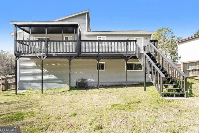 Building Photo - 3833 Chimney Mill Trail