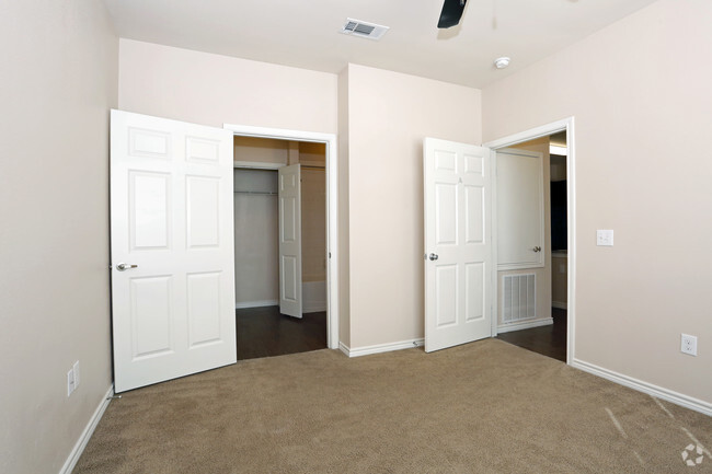 915SF_Two Bedroom_Bedroom - Millennium on Post