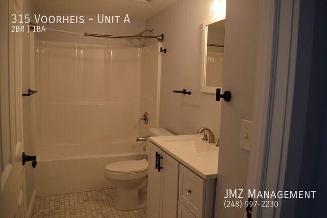 Building Photo - 315 Voorheis-Unit A
