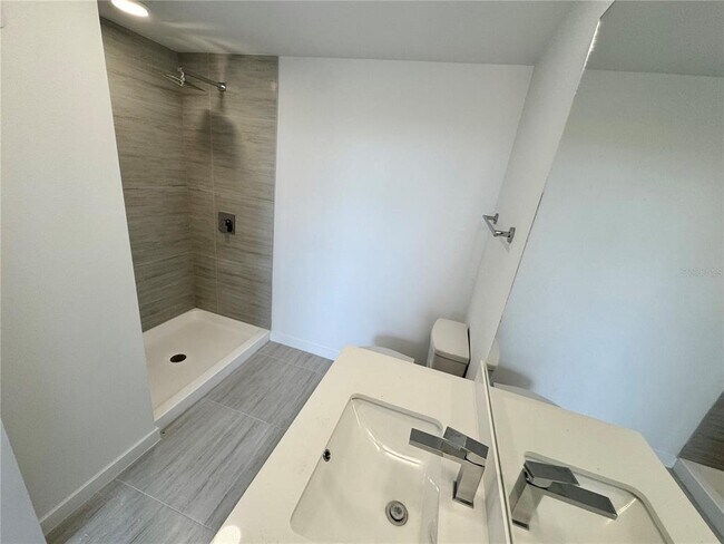 Building Photo - 5579 Millennia Park Dr