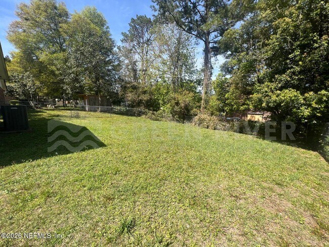 Building Photo - 1602 Forbes St