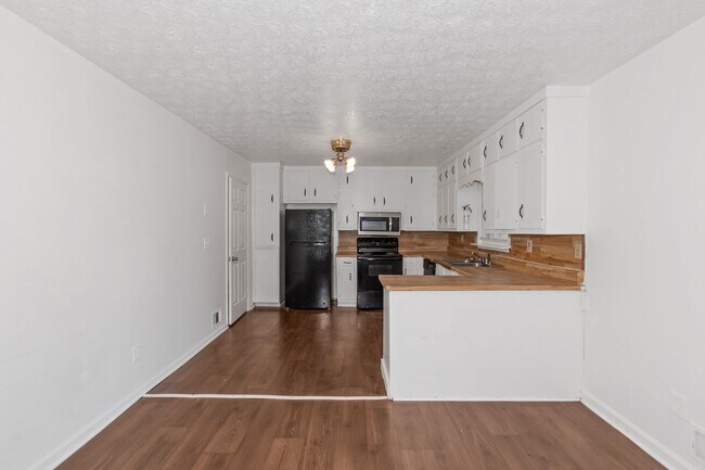 Building Photo - 4216 Rue Antoinette