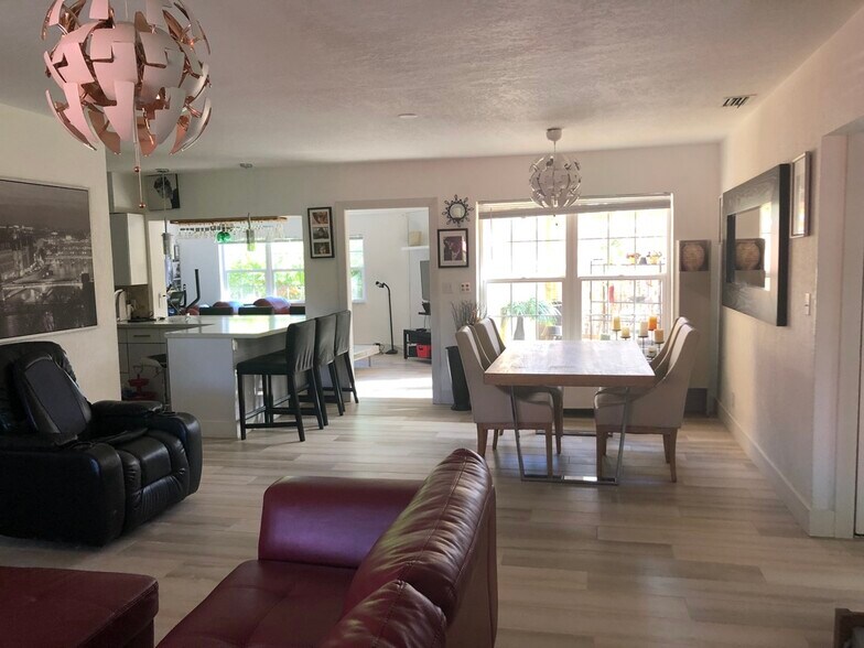 dining table - 1400 NE 4th Ave