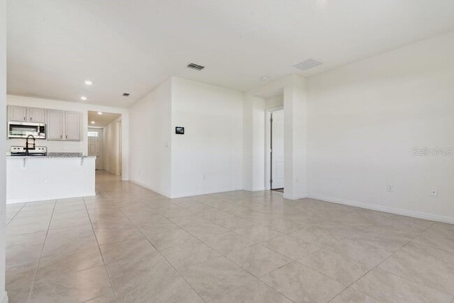 Building Photo - 5235 Mahogany Dr