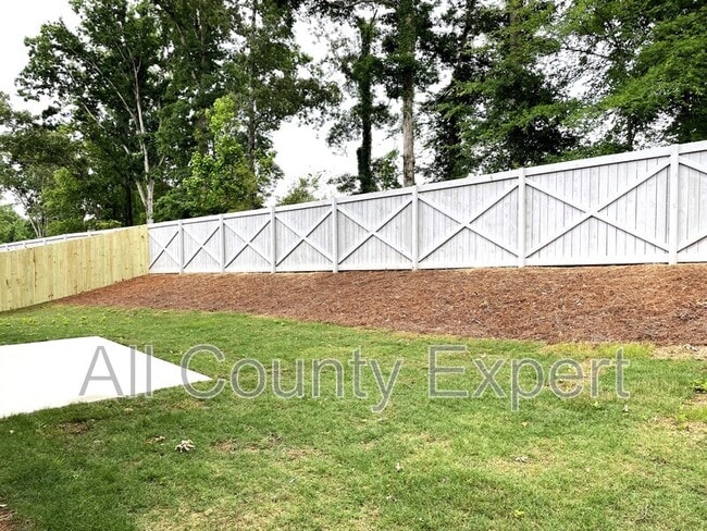 Building Photo - 414 Fox Crk Dr