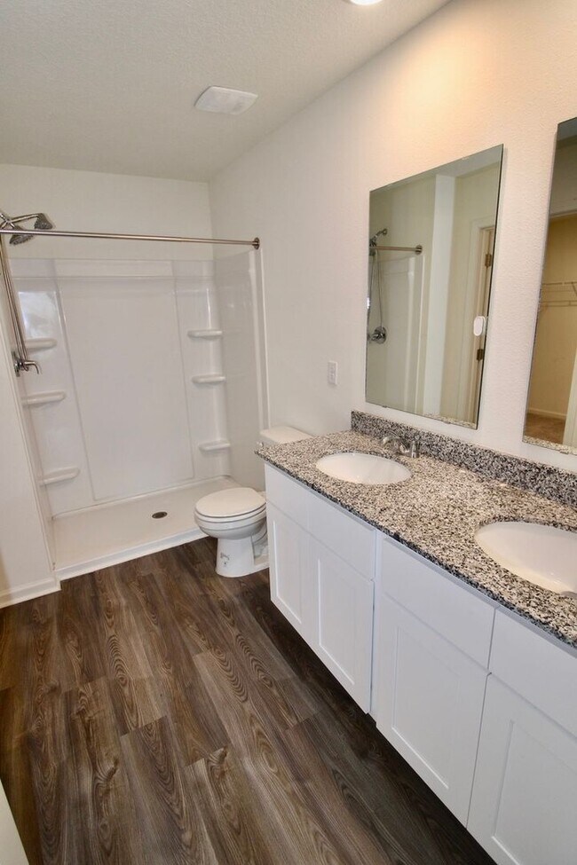 Building Photo - 4BR/2BA in Woodbine, GA