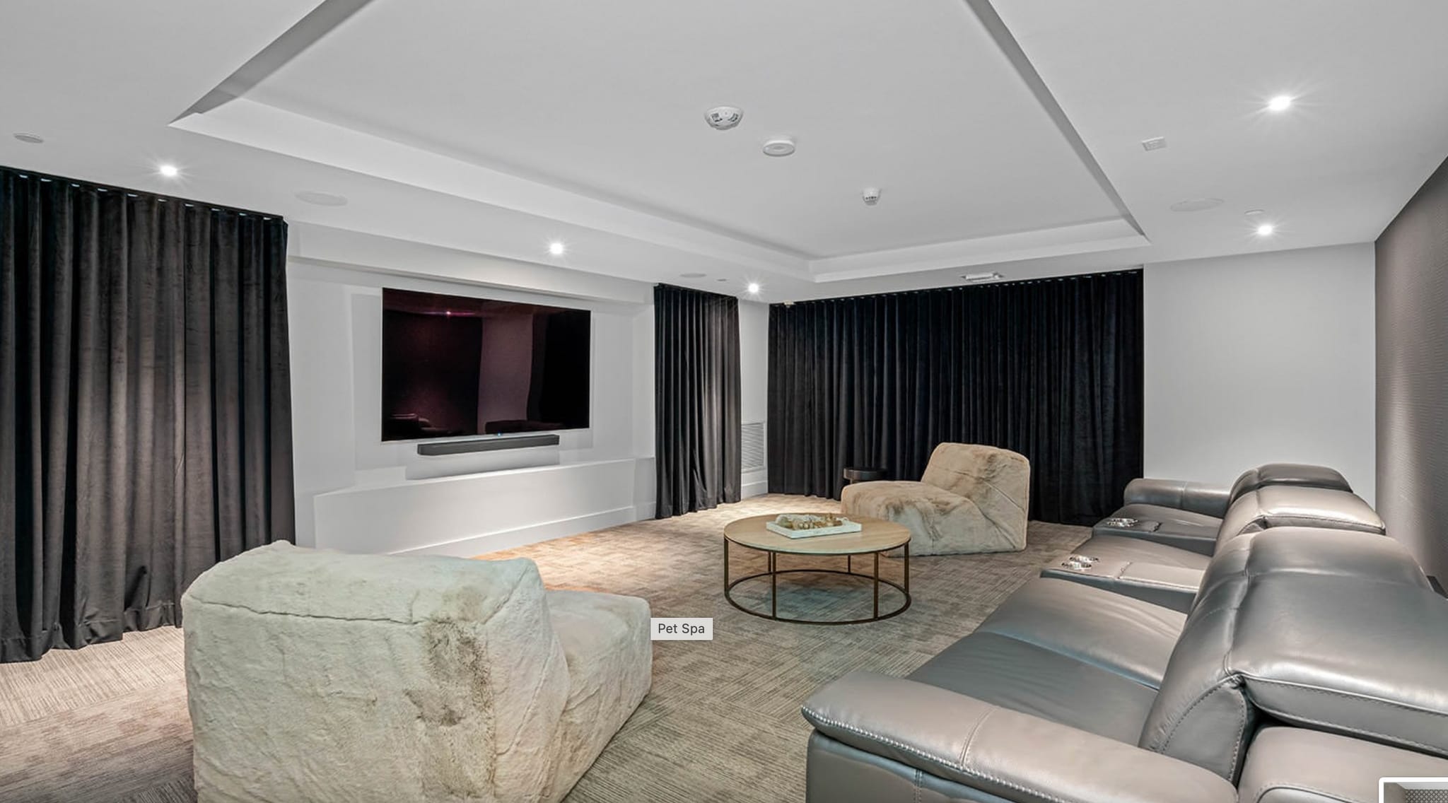 Building Photo - 16375 Biscayne Blvd