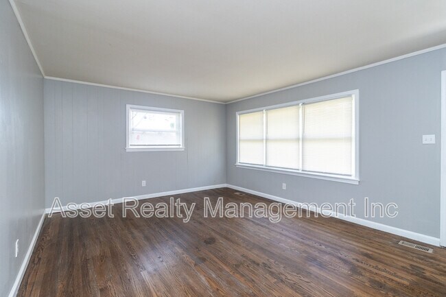 Building Photo - 4802 Inskip Rd