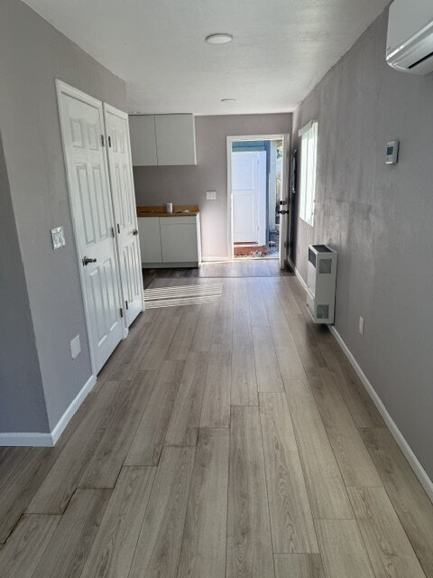 Building Photo - "Charming Studio Retreat in San Jose: Cozy 400 Sq Ft Haven with Full Bath!"  Full Kitchen, Heater...