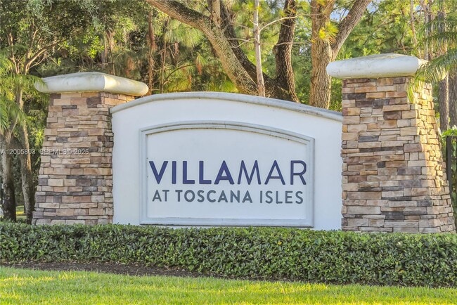 Building Photo - 7314 Estero Dr