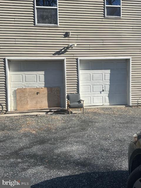 Building Photo - 353 Braeside Ave