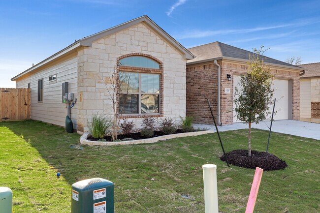 Building Photo - 619 Parkfield Ln