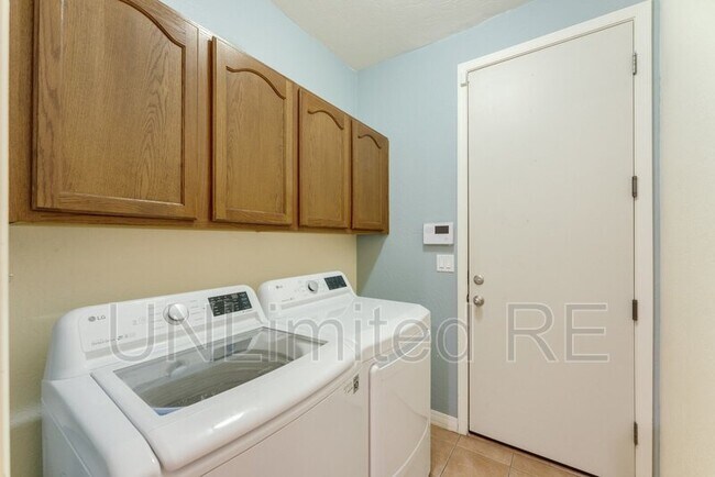 Building Photo - 5272 S Azurite Trail