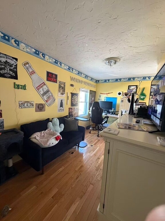 Building Photo - 34 Cross St