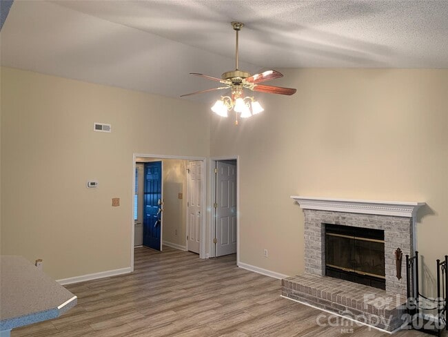 Building Photo - 4319 Wynborough Ln