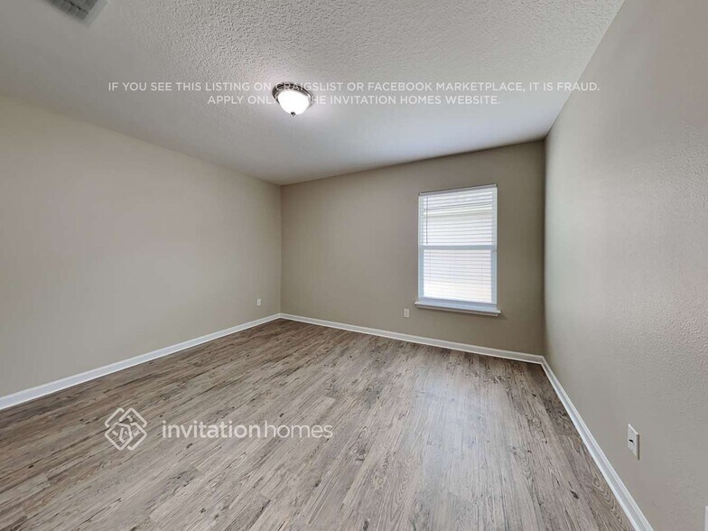 Building Photo - 691 Glendale Ln