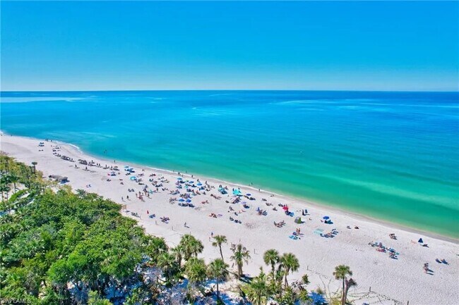 Building Photo - 519 Roma Ct