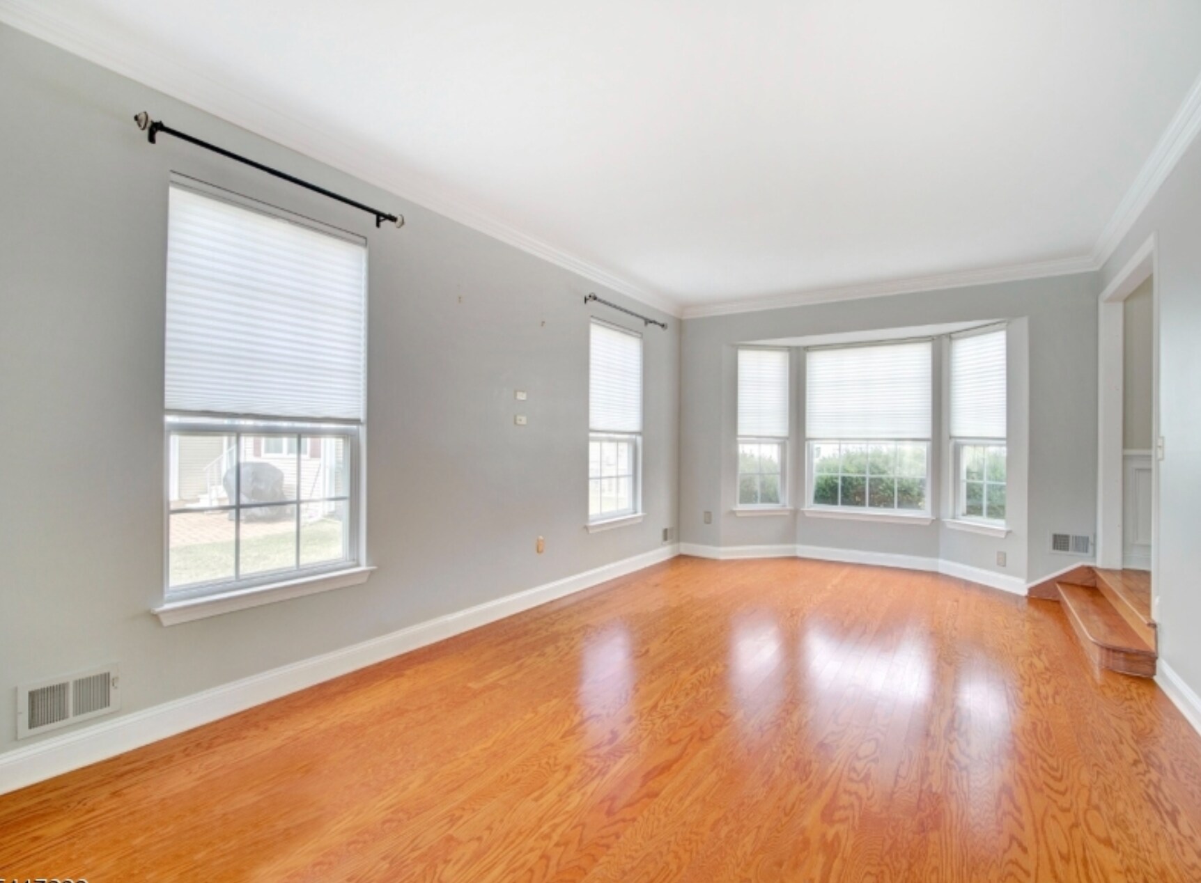 Building Photo - 8 Mulberry Ct