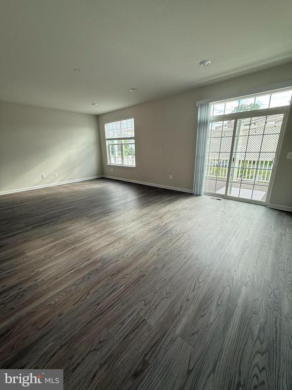 Building Photo - 7464 Wilmer Way