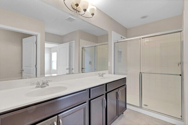 Building Photo - 1578 Softshell St