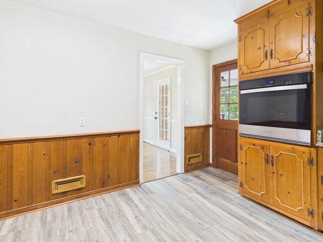 Building Photo - 1519 Chauncey Ln