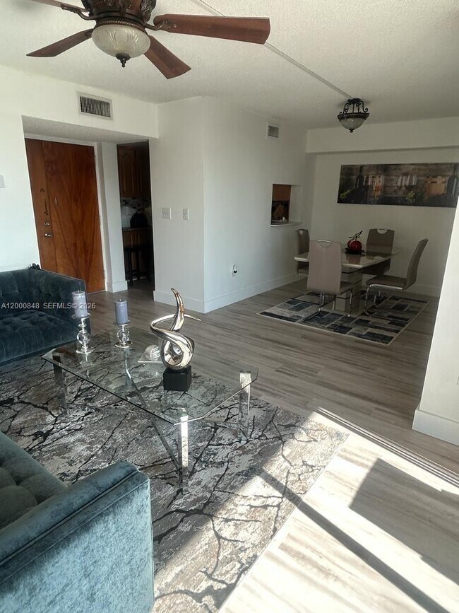 Building Photo - 11790 SW 18th St