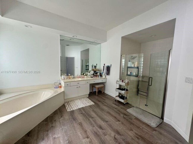 Building Photo - 2486 Bay Isle Dr