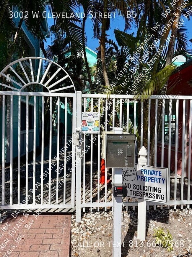 Building Photo - 3002 W Cleveland St