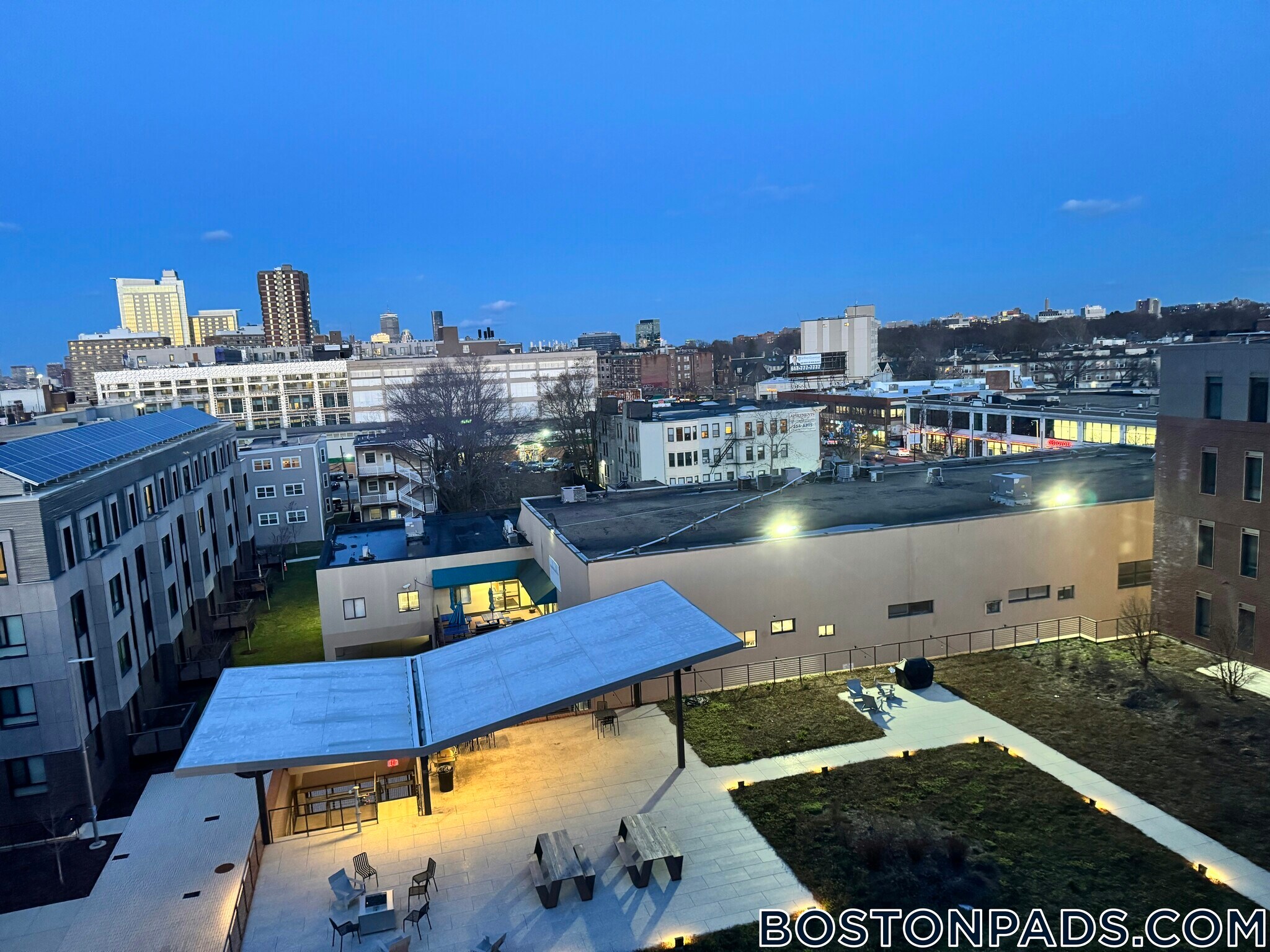 Building Photo - 55 Brighton Ave