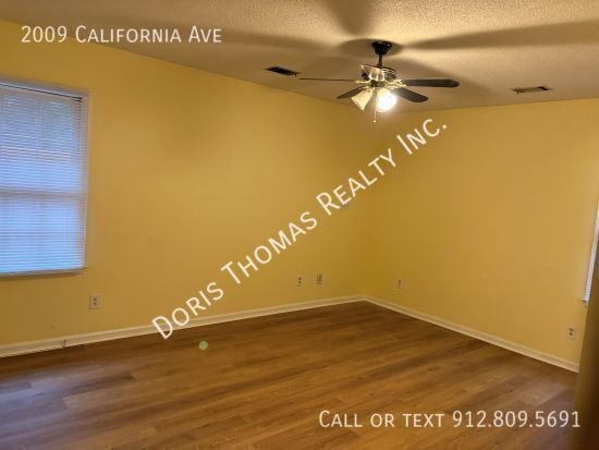 Building Photo - 2009 California Ave