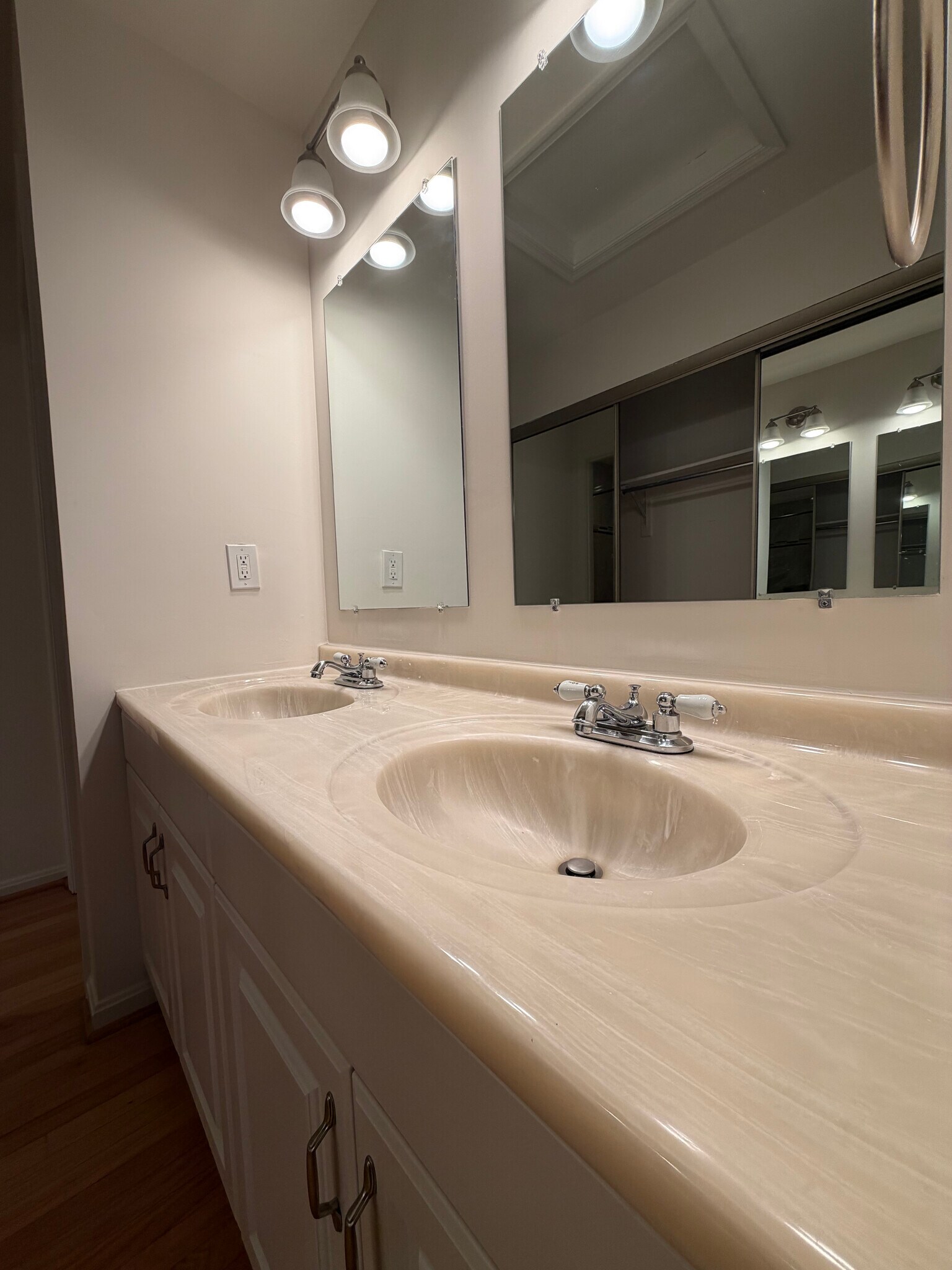 Building Photo - 10404 Parthenon Ct