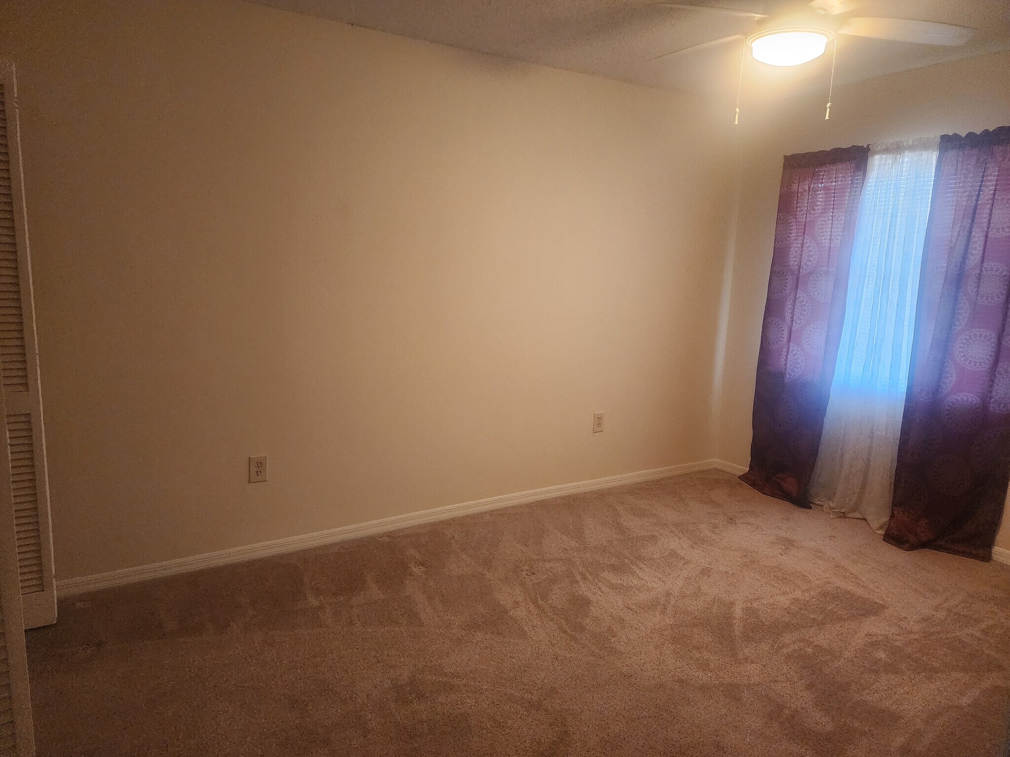 Building Photo - 2495 Twin Dr