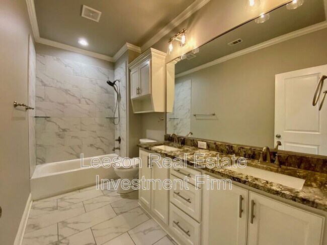 Building Photo - 2076 Highpoint Pl