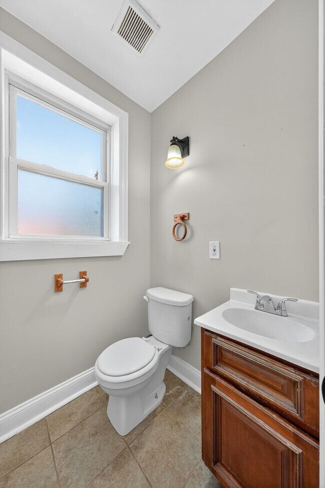 Building Photo - 4102 Nebraska Ave