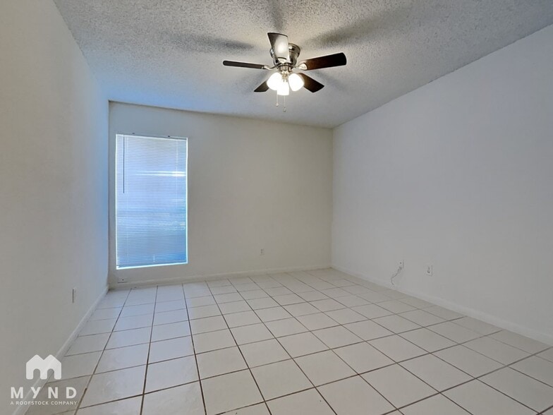 Building Photo - 1516 Bay Area Blvd