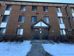 Building Photo - 149 S Gregory St