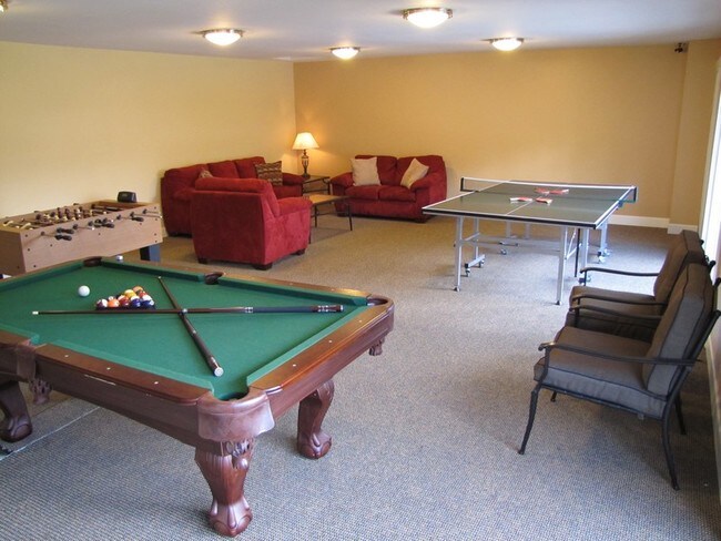 Building Photo - 3500 SE Oak Grove Blvd