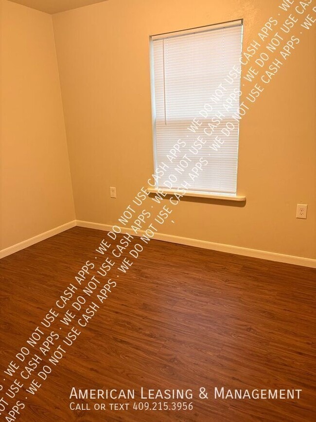 Building Photo - 2503 N Raguet St