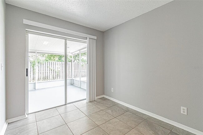 Building Photo - 13136 Carrollwood Creek Dr