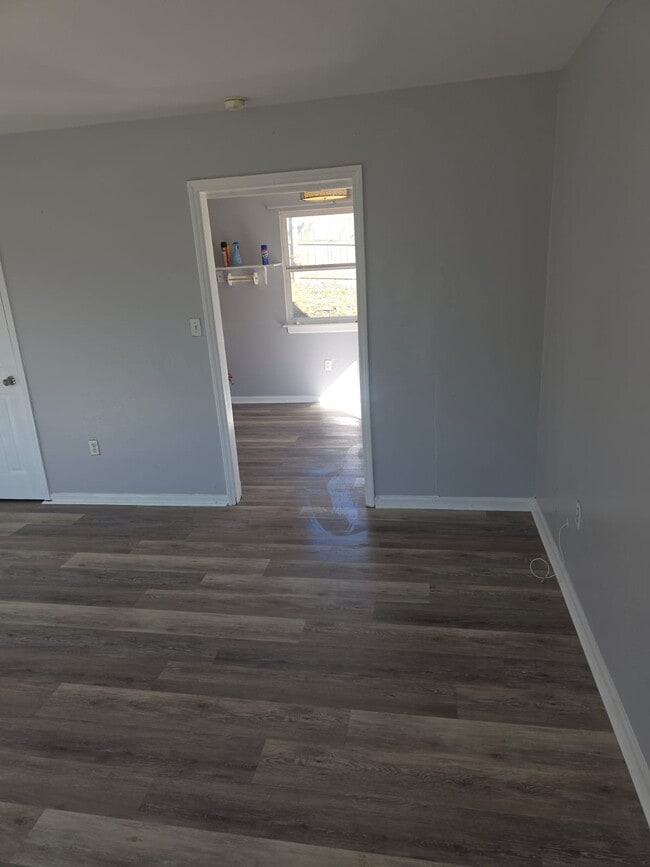 Building Photo - 1836 Greenbrier Ave SE