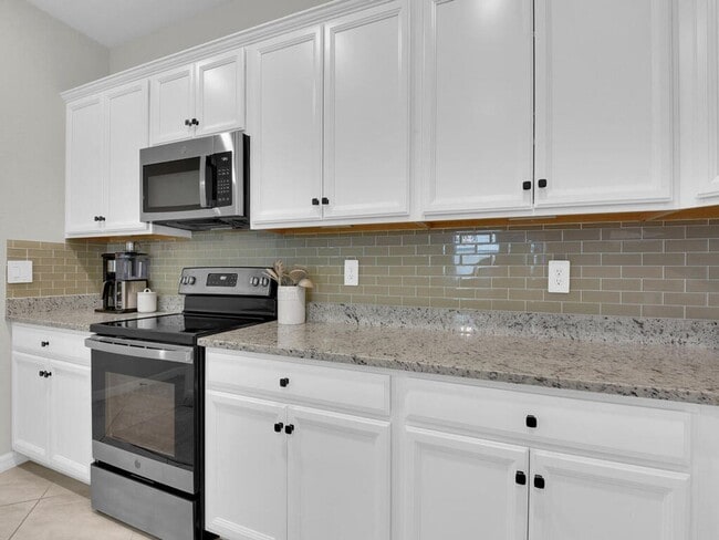 Building Photo - 3637 Passion Vine Dr