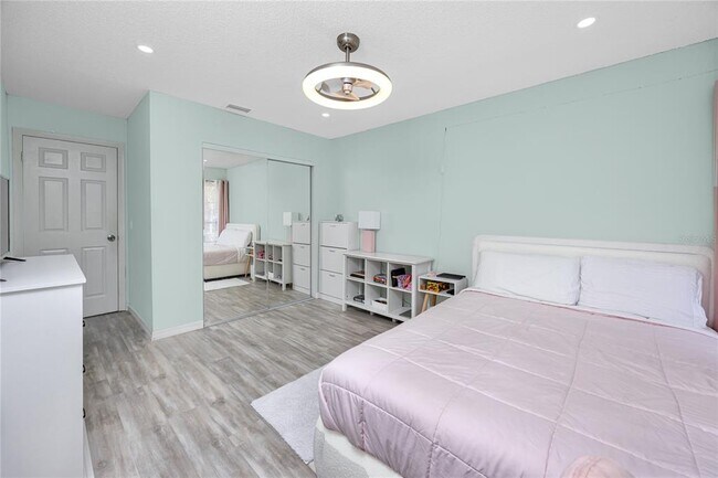 Building Photo - 607 Haven Pl