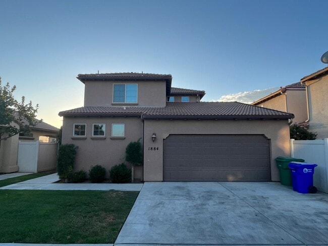 Primary Photo - Great Town House Coming Soon!