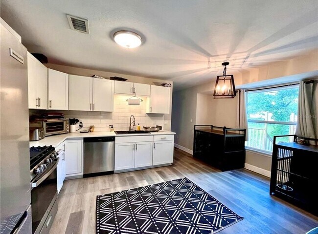 Building Photo - Charming 3BR House in Bunnell