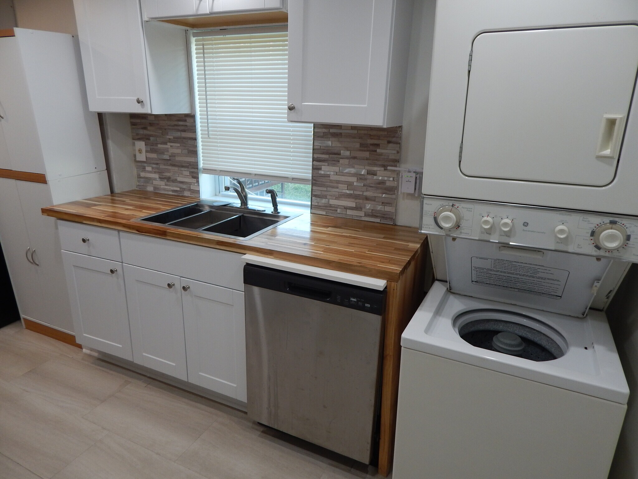 Sink and Dishwasher - 3388 Harrison Rd